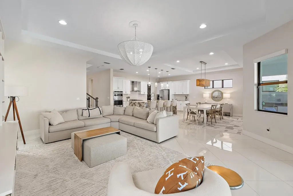 13633 Artisan Circle Palm Beach Gardens FL 33418