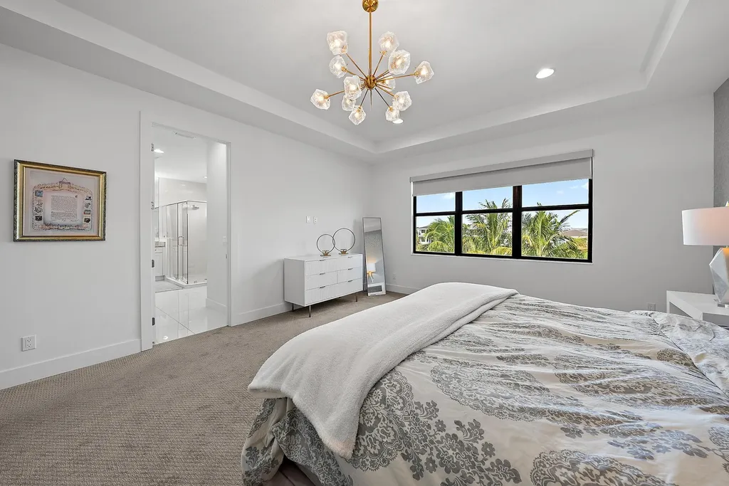 13633 Artisan Circle Palm Beach Gardens FL 33418