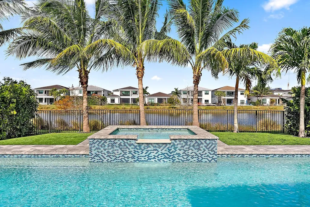 13633 Artisan Circle Palm Beach Gardens FL 33418