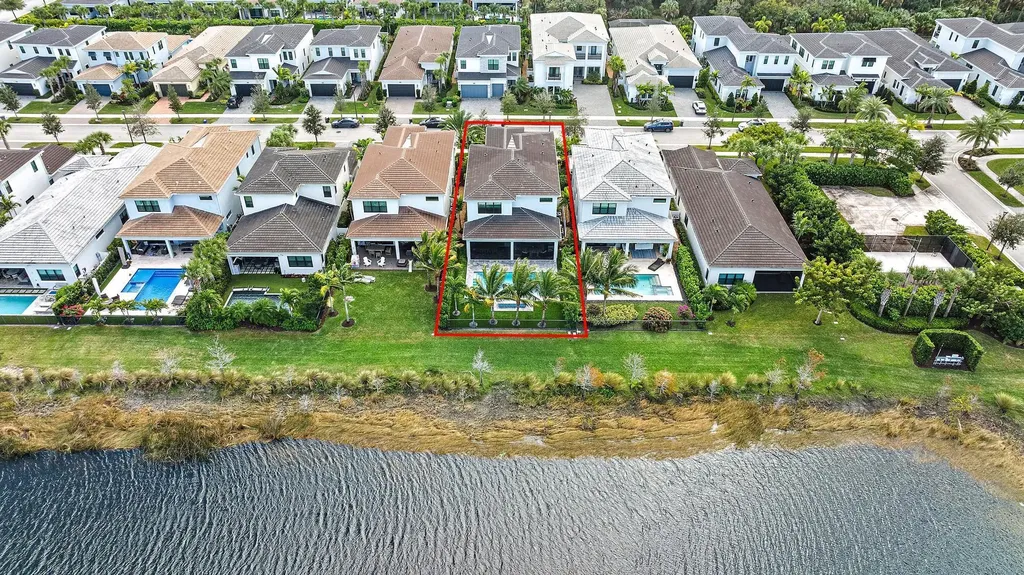 13633 Artisan Circle Palm Beach Gardens FL 33418