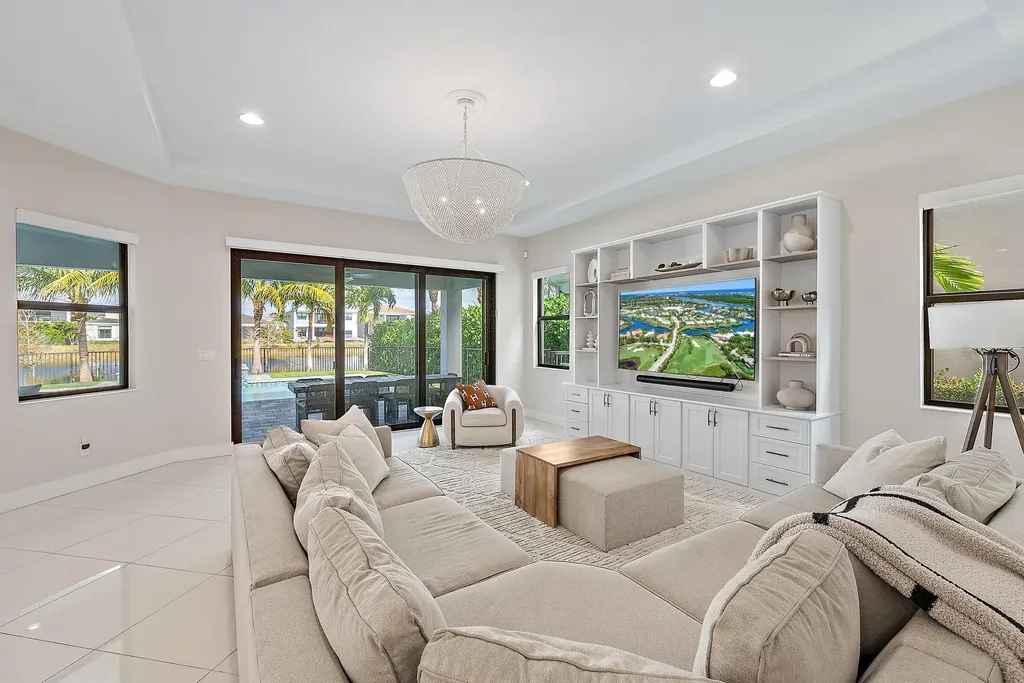 13633 Artisan Circle Palm Beach Gardens FL 33418