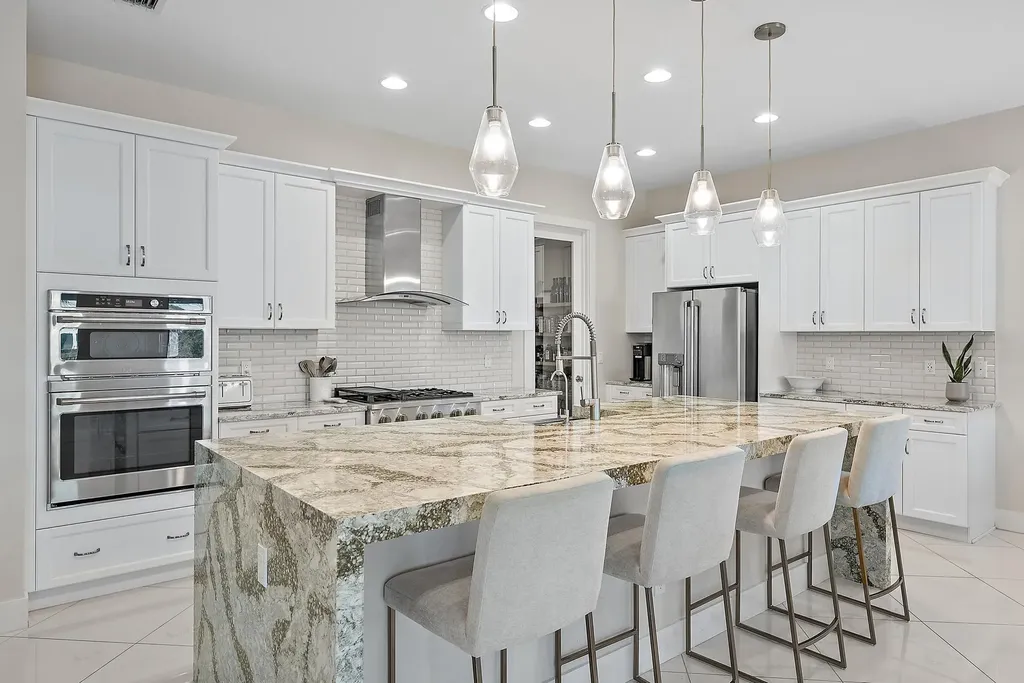 13633 Artisan Circle Palm Beach Gardens FL 33418