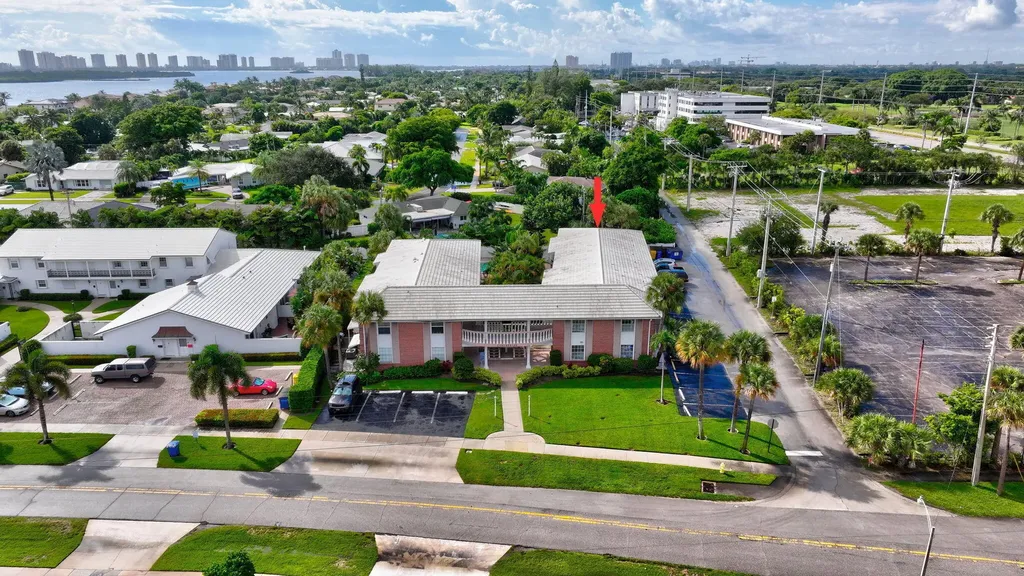148 Yacht Club Drive North Palm Beach FL 33408