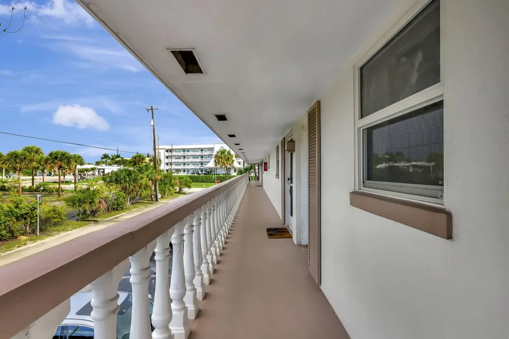 148 Yacht Club Drive North Palm Beach FL 33408