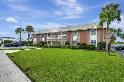 148 Yacht Club Drive North Palm Beach FL 33408