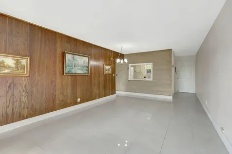 148 Yacht Club Drive North Palm Beach FL 33408