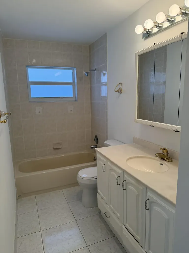 5780 W Fernley Drive West Palm Beach FL 33415