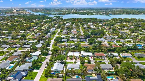 355 Franklin Road Tequesta FL 33469