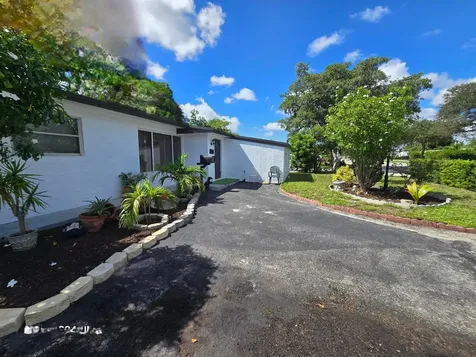 6138 Southgate Boulevard Margate FL 33068
