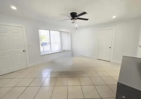 6138 Southgate Boulevard Margate FL 33068
