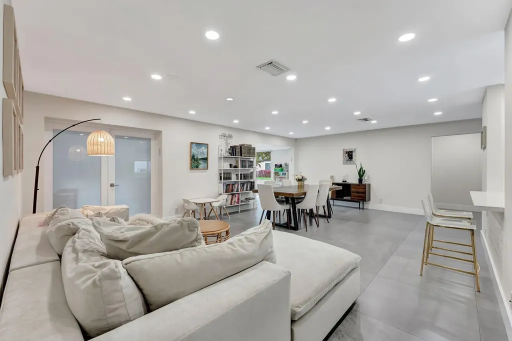 3501 Keyser Avenue Hollywood FL 33021
