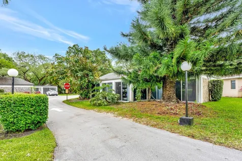 3501 Keyser Avenue Hollywood FL 33021