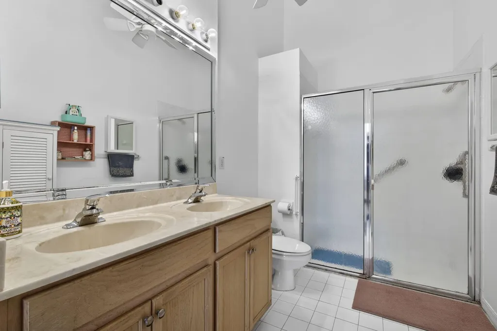 8437 Logia Circle Boynton Beach FL 33472