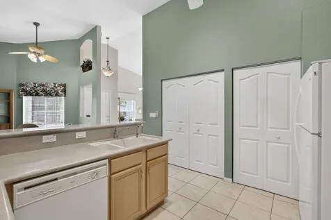8437 Logia Circle Boynton Beach FL 33472