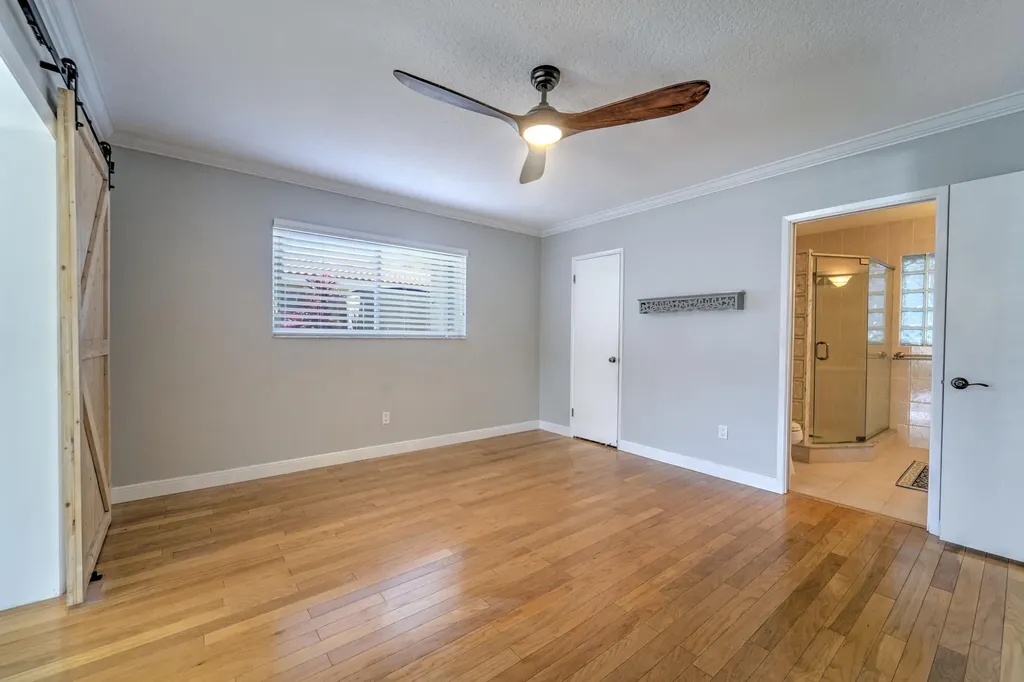 270 SE 3rd Avenue Pompano Beach FL 33060