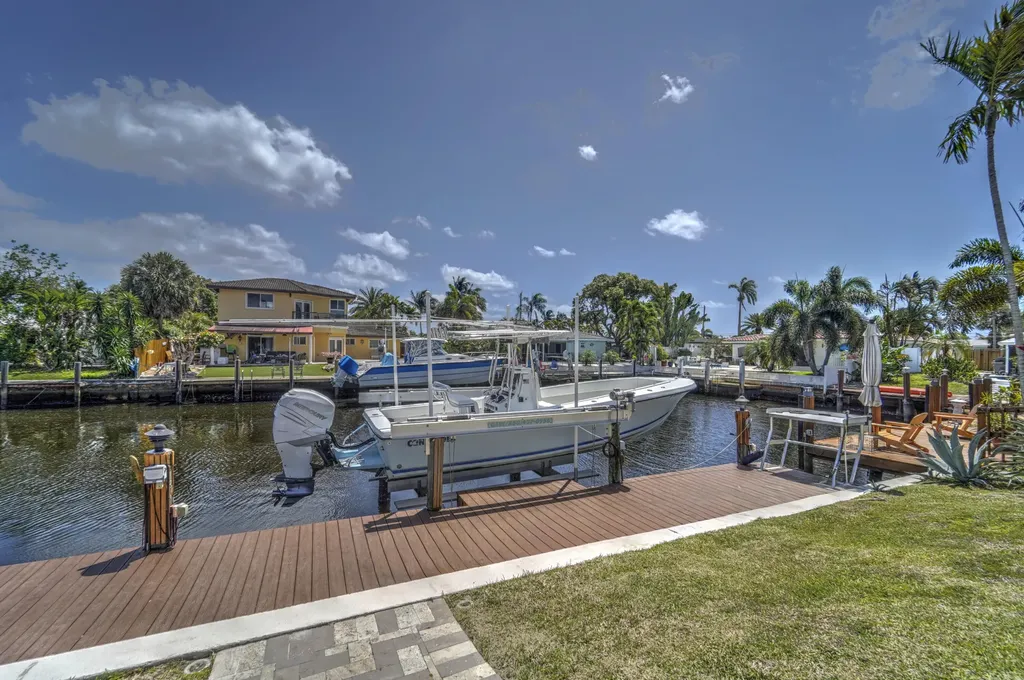 270 SE 3rd Avenue Pompano Beach FL 33060