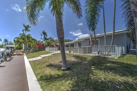 270 SE 3rd Avenue Pompano Beach FL 33060