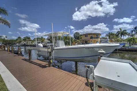 270 SE 3rd Avenue Pompano Beach FL 33060