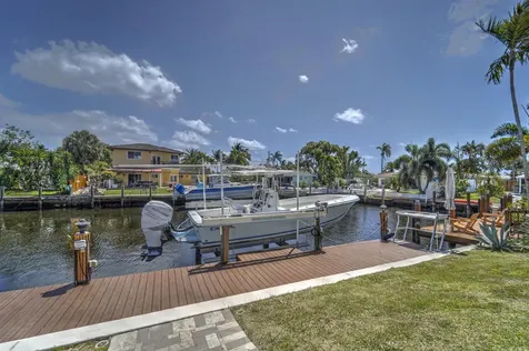 270 SE 3rd Avenue Pompano Beach FL 33060
