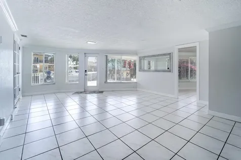 270 SE 3rd Avenue Pompano Beach FL 33060