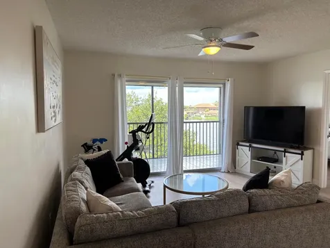 1400 SW 131st Way Pembroke Pines FL 33027