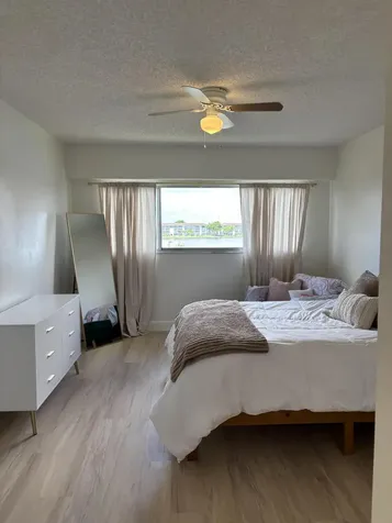 1400 SW 131st Way Pembroke Pines FL 33027