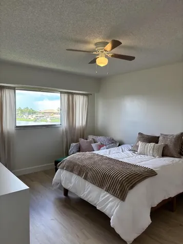 1400 SW 131st Way Pembroke Pines FL 33027