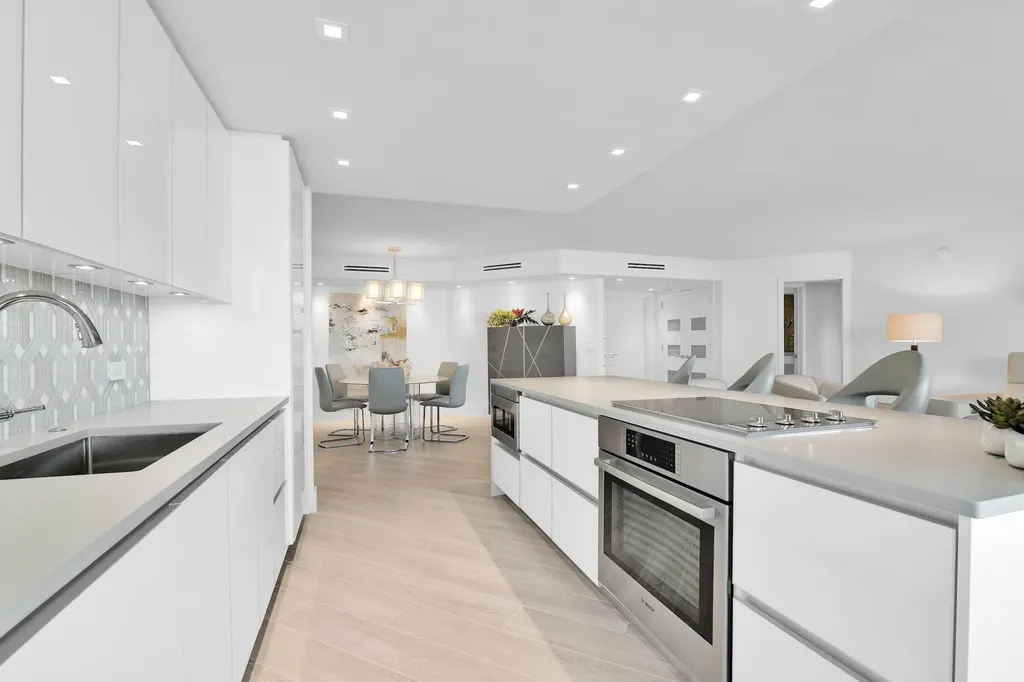 550 S Ocean Boulevard Boca Raton FL 33432