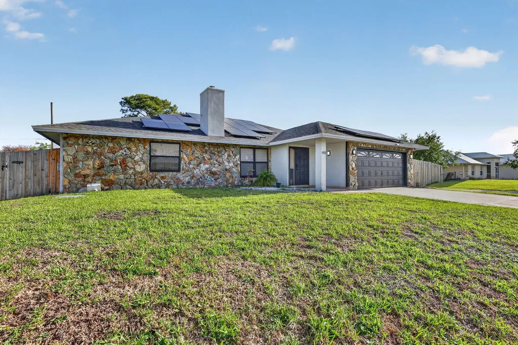 481 SW Aster Road Port St Lucie FL 34953