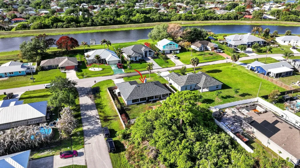 481 SW Aster Road Port St Lucie FL 34953