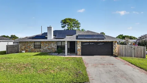 481 SW Aster Road Port St Lucie FL 34953