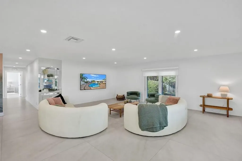 5581 NE 31st Avenue Fort Lauderdale FL 33308