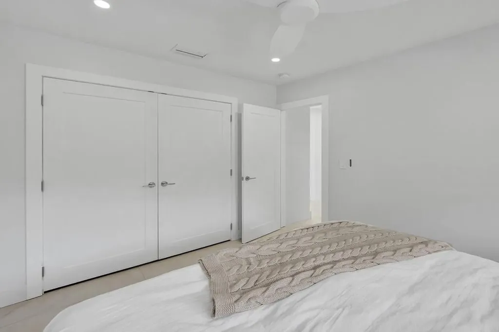 5581 NE 31st Avenue Fort Lauderdale FL 33308