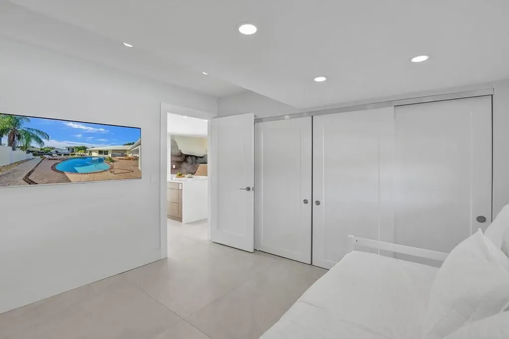 5581 NE 31st Avenue Fort Lauderdale FL 33308
