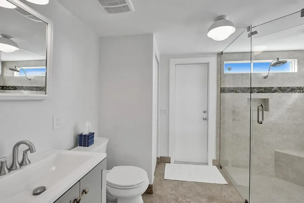 5581 NE 31st Avenue Fort Lauderdale FL 33308