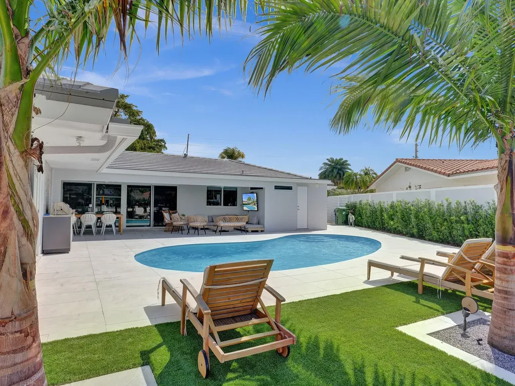 5581 NE 31st Avenue Fort Lauderdale FL 33308