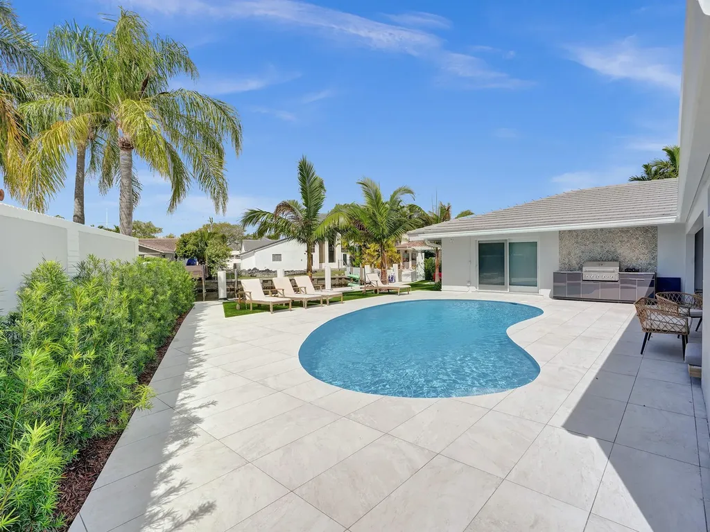 5581 NE 31st Avenue Fort Lauderdale FL 33308