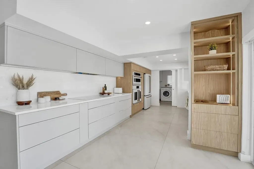 5581 NE 31st Avenue Fort Lauderdale FL 33308
