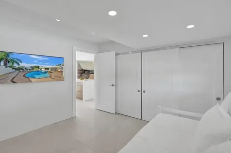 5581 NE 31st Avenue Fort Lauderdale FL 33308