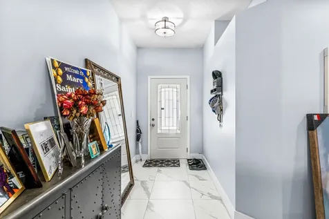1087 Salmon Isle Greenacres FL 33413