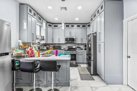 1087 Salmon Isle Greenacres FL 33413