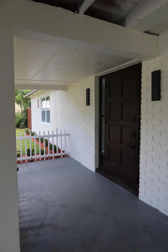 2630 SW 49th Court Fort Lauderdale FL 33312