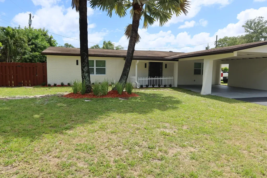 2630 SW 49th Court Fort Lauderdale FL 33312