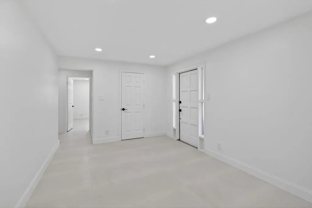 2630 SW 49th Court Fort Lauderdale FL 33312