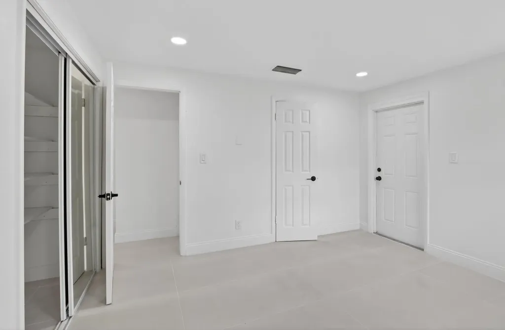 2630 SW 49th Court Fort Lauderdale FL 33312