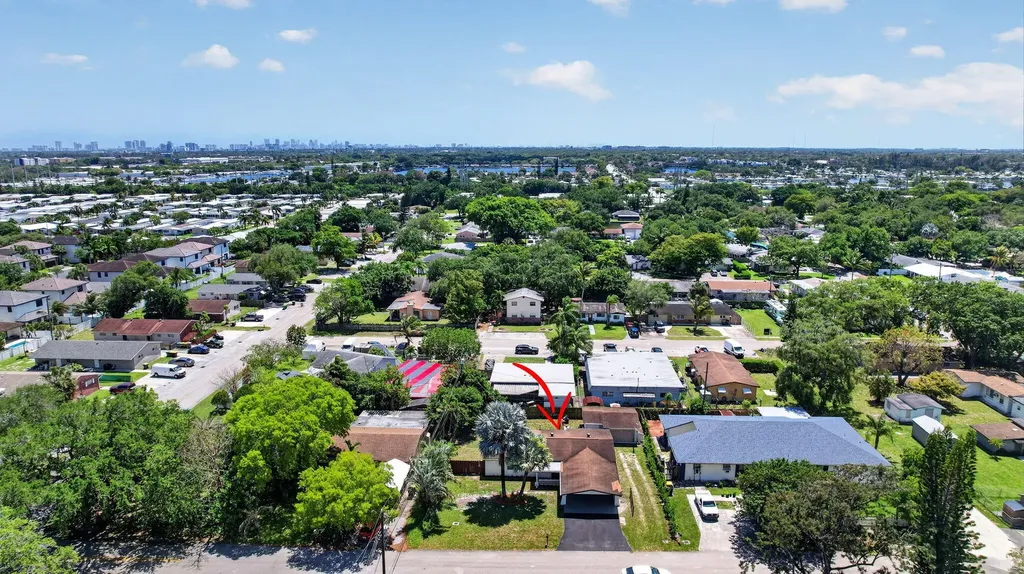 2630 SW 49th Court Fort Lauderdale FL 33312