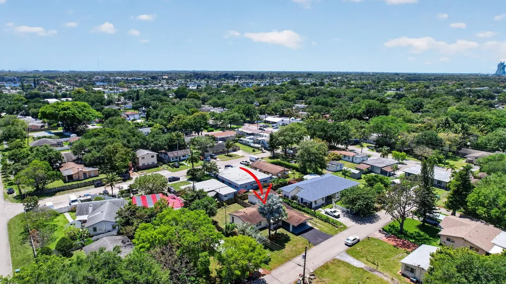 2630 SW 49th Court Fort Lauderdale FL 33312