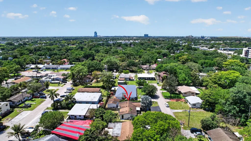 2630 SW 49th Court Fort Lauderdale FL 33312