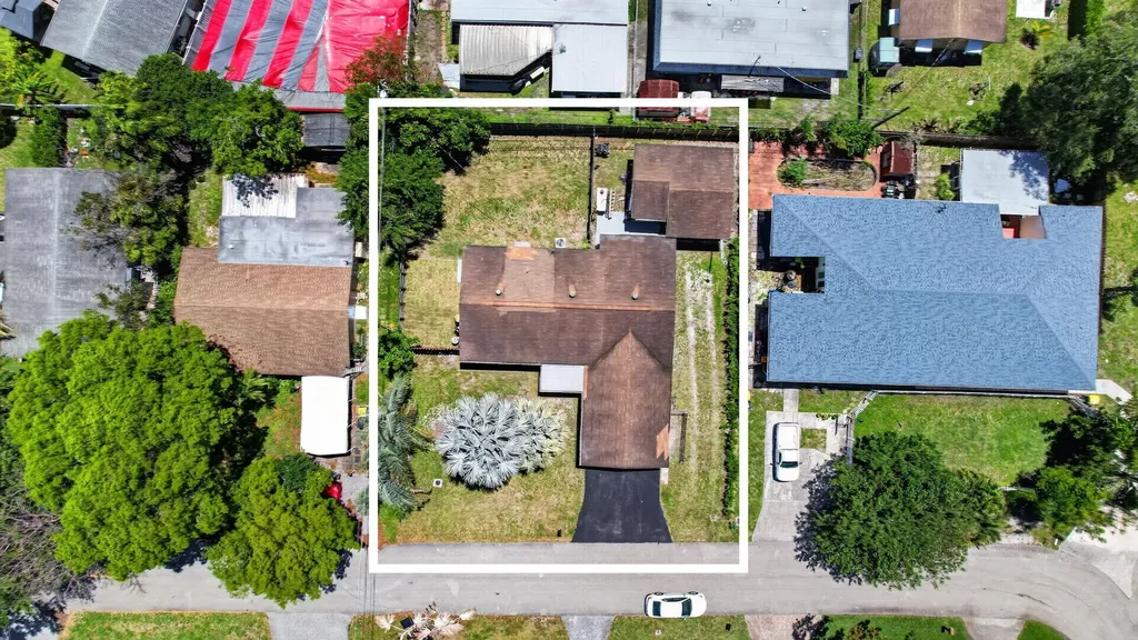 2630 SW 49th Court Fort Lauderdale FL 33312