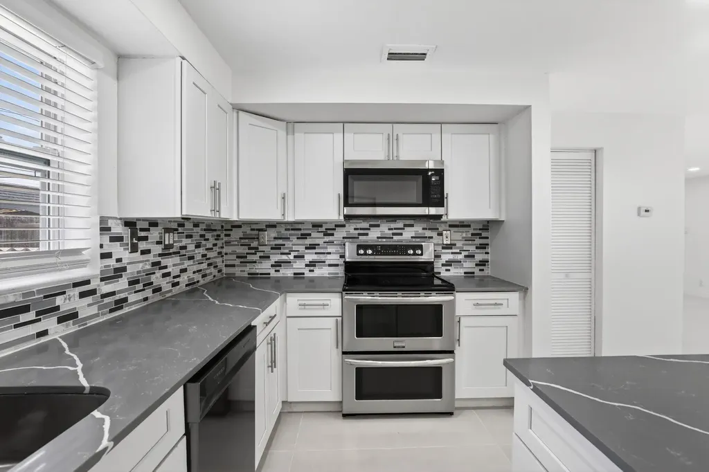 2630 SW 49th Court Fort Lauderdale FL 33312